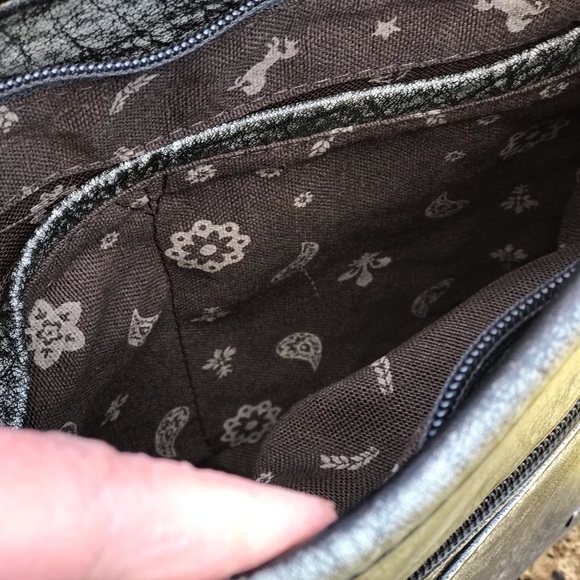 Montana West Black Crossbody NWT - Picture 7 of 8